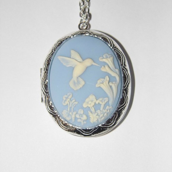 Blue Cameo Hummingbird slvr Locket Photo pill box - Picture 3 of 7